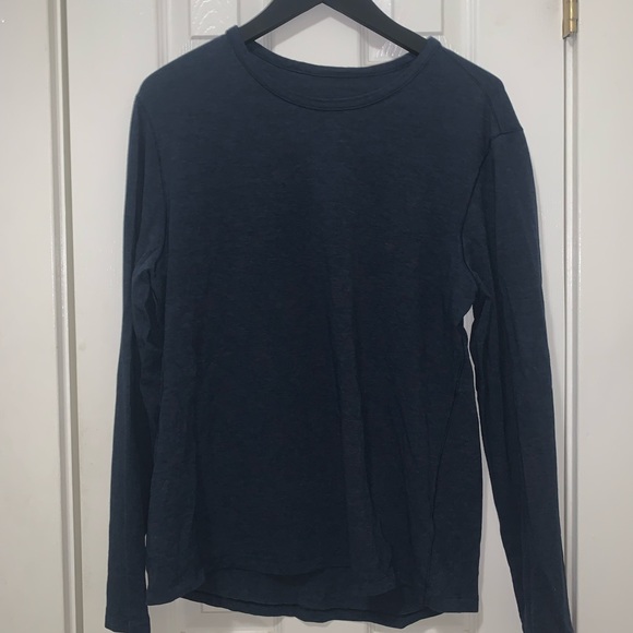 Men’s Lululemon 5 year Basic Long Sleeve - Picture 2 of 4